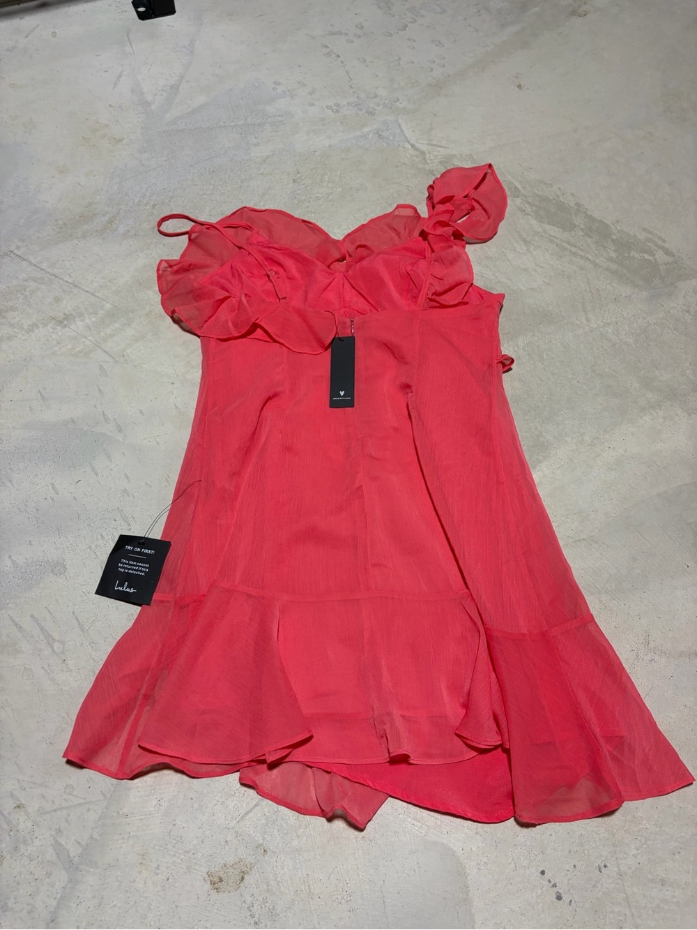 Lulus NWT Ruffled coral mini Dress medium - Picture 7 of 7